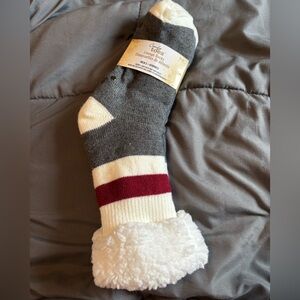 Men’s slipper socks 7-11 for size